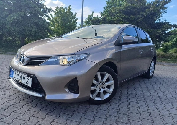 Toyota Auris cena 37900 przebieg: 72000, rok produkcji 2013 z Sulechów małe 379